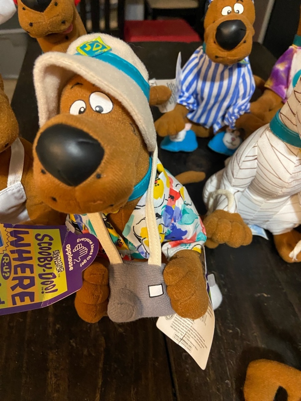 Scooby-Doo Plush Toy - Brown Scooby-Doo Stuffed Animal - Picture 6 of 10